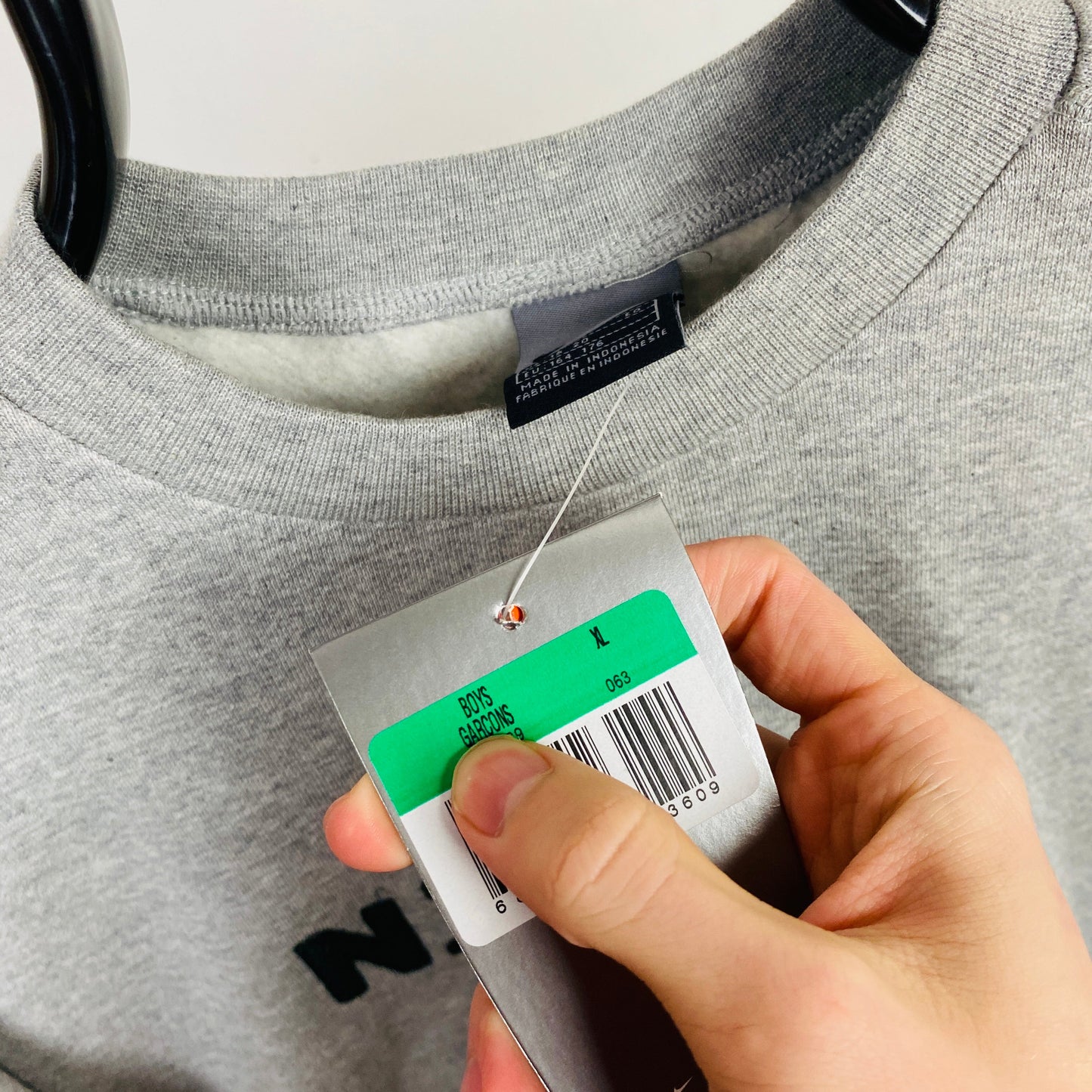 00s Nike Sweatshirt Grey Small