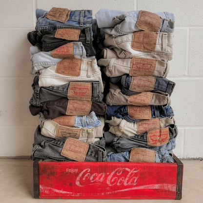 Premium Levi’s Mystery Box - Vintage Box