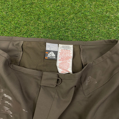 00s Nike ACG Shorts Brown Large