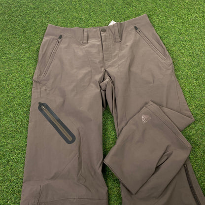 00s Nike ACG Cargo Trousers Joggers Brown Small
