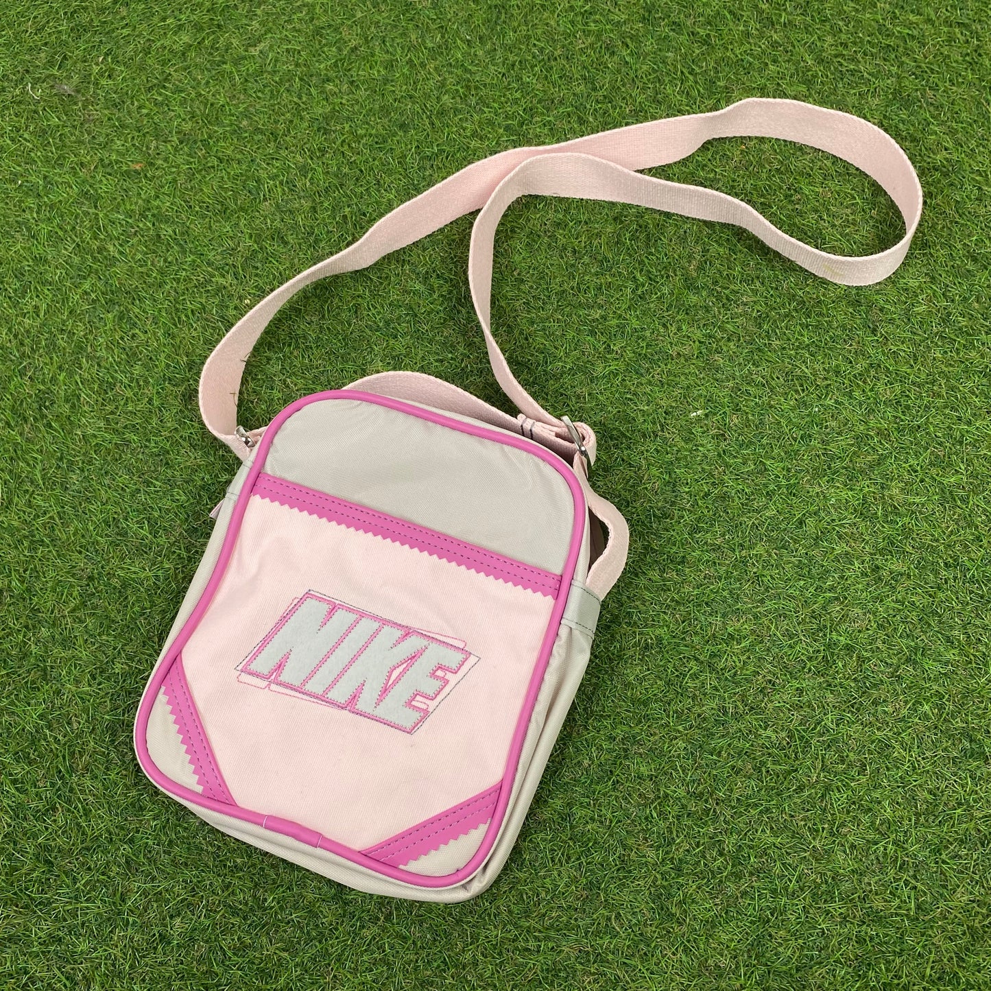 Vintage Nike Shoulder Sling Bag Pink